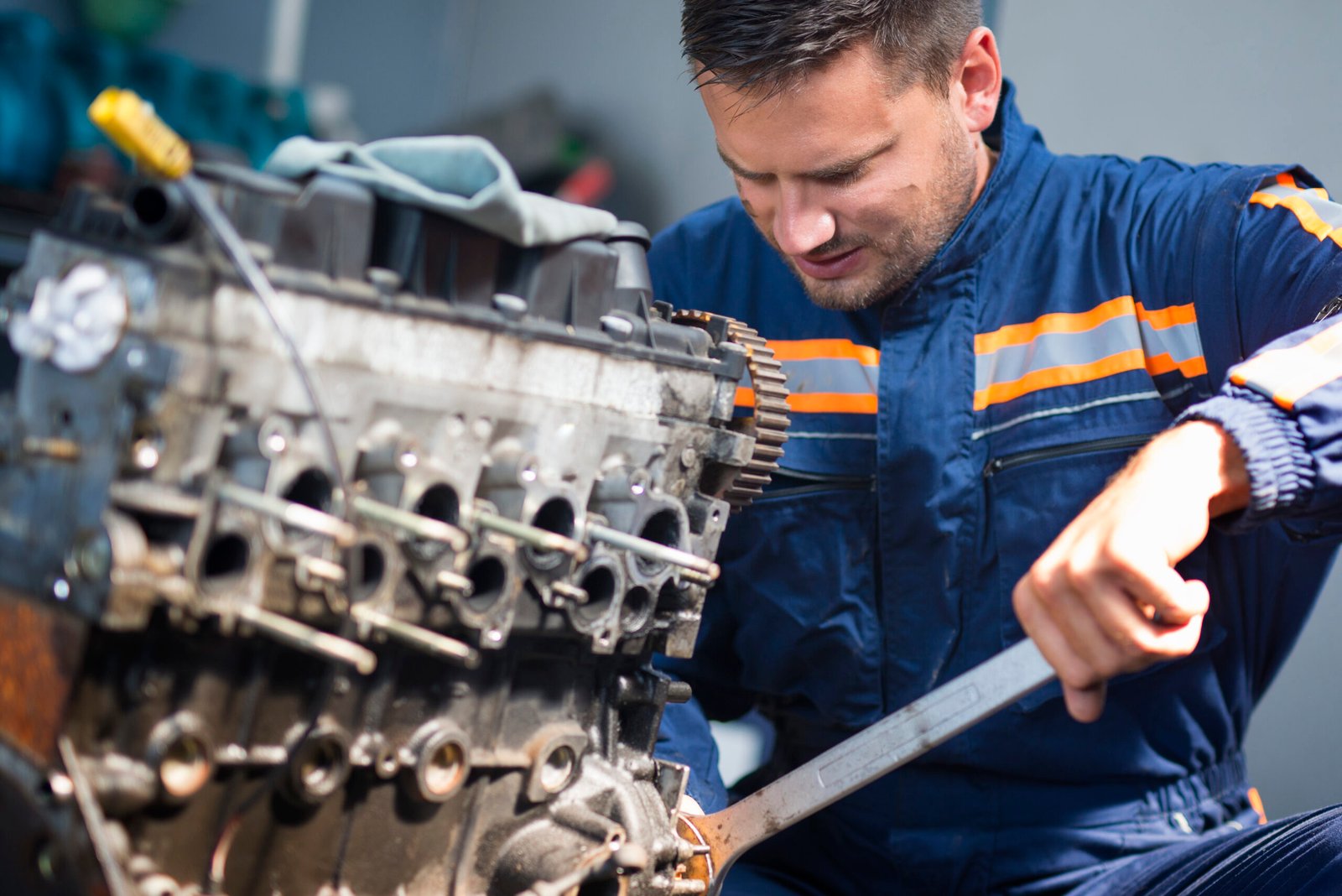 Diesel Mechanic (1 Year)
